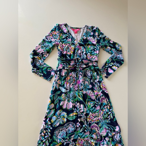 Lily Pulitzer-V Neck-Maxi-Floral-Maxi Dress-Asymmetrical Hem-Long Sleeve-Size XS - Picture 8 of 13